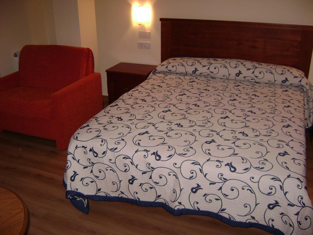 Hostal Santa Baia Ribadumia Zimmer foto