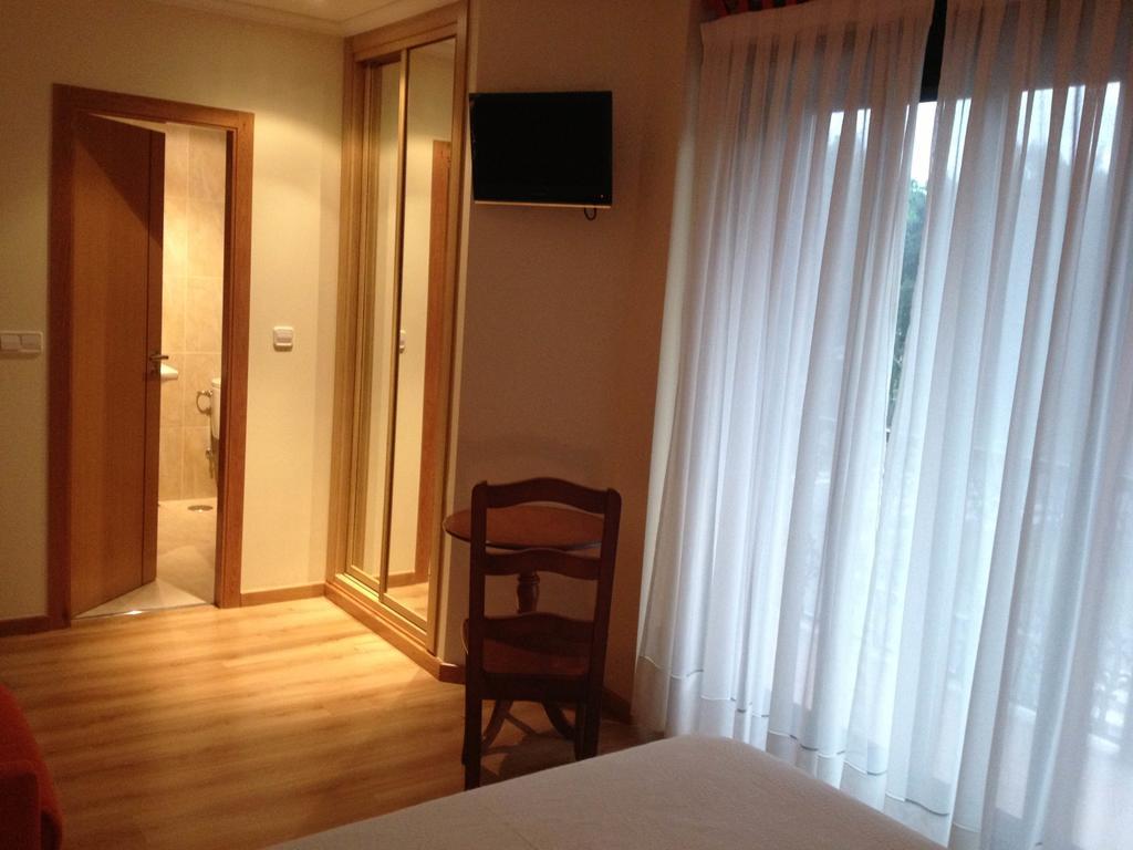 Hostal Santa Baia Ribadumia Zimmer foto